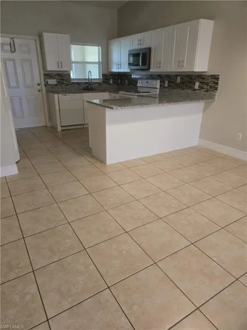 1617 Sw 33rd Ter, Cape Coral, Florida 33914