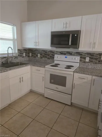 1617 Sw 33rd Ter, Cape Coral, Florida 33914