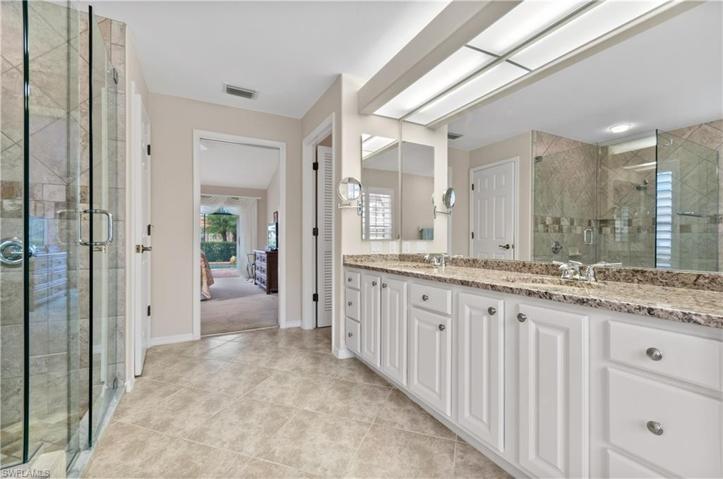 Master Bathroom plenty of counter space