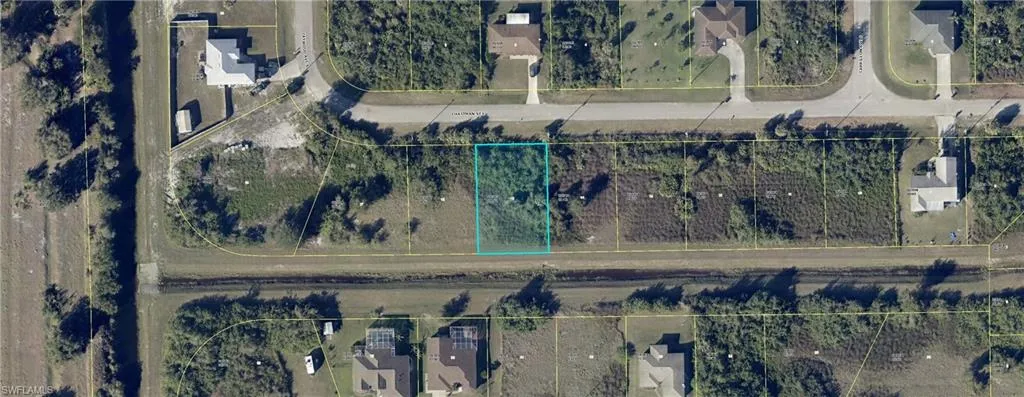 612 Chattman ST E, LEHIGH ACRES FL 33974