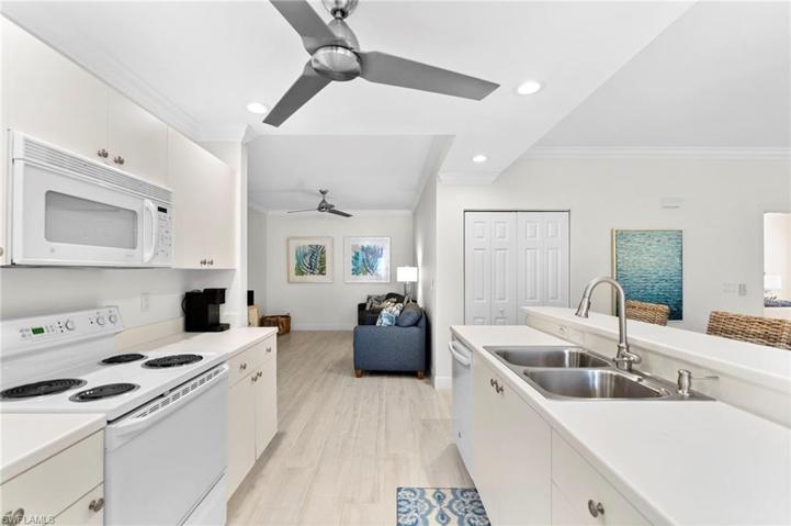 28650 Carriage Home DR # 104, BONITA SPRINGS FL 34134