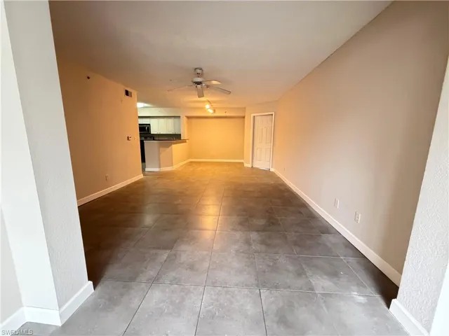 8245 Ibis Club Dr 403, Naples, Florida 34104