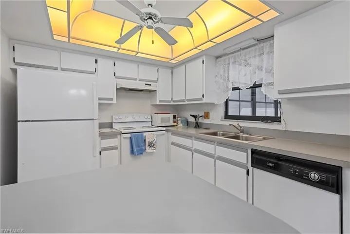 1412 Se 19th St, Cape Coral Fl 33990