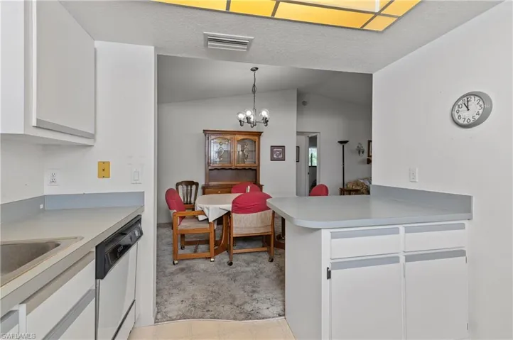 1412 Se 19th St, Cape Coral Fl 33990