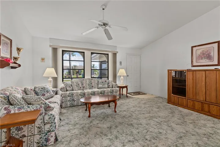 1412 Se 19th St, Cape Coral Fl 33990