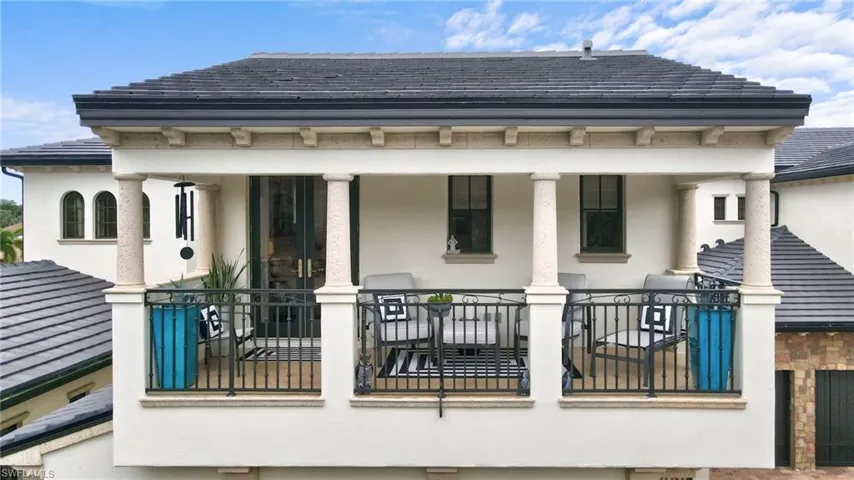 16653 Toscana Cir 702, Naples, Florida 34110
