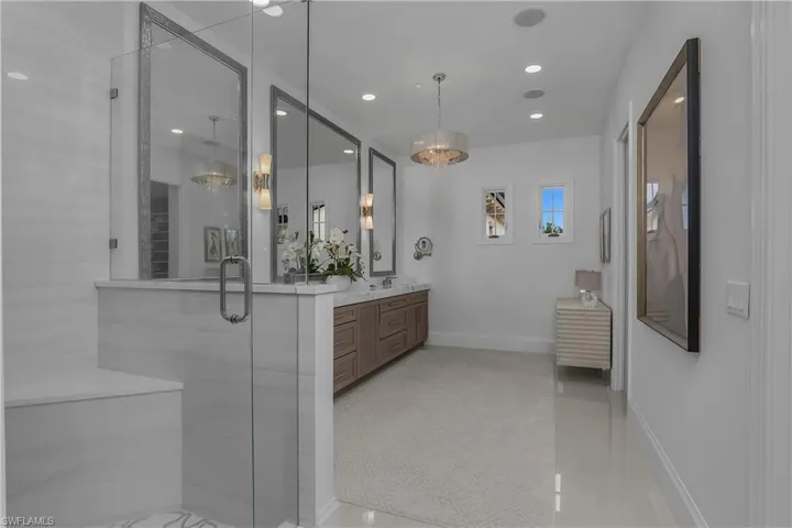 16653 Toscana Cir 702, Naples, Florida 34110