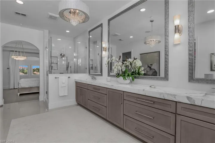 16653 Toscana Cir 702, Naples, Florida 34110