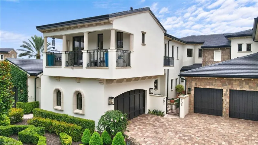 16653 Toscana Cir 702, Naples, Florida 34110