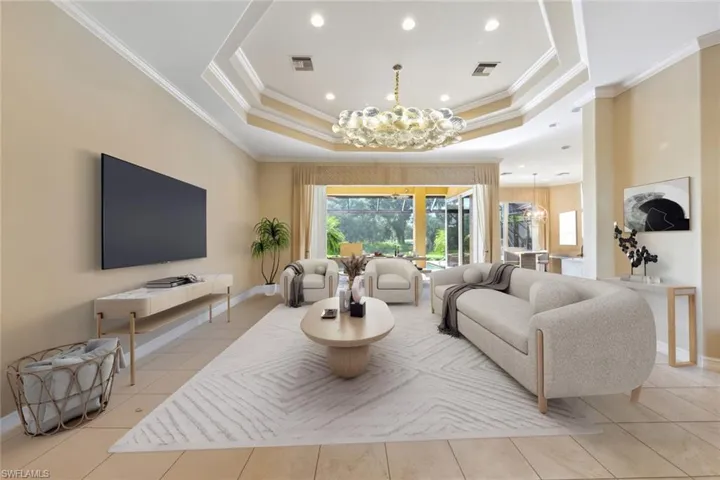 ***VIRTUALLY STAGED*** Great room