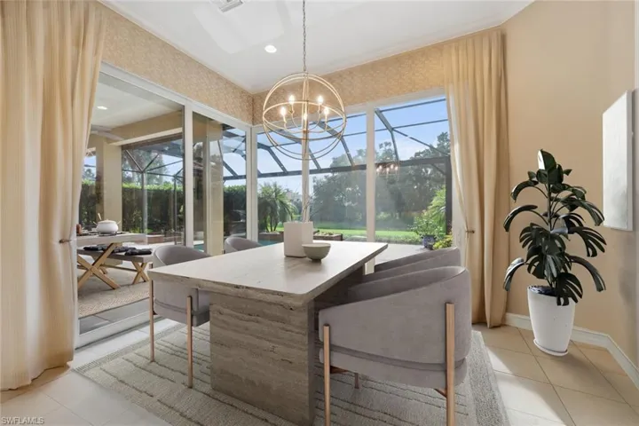 ***VIRTUALLY STAGED*** Breakfast room