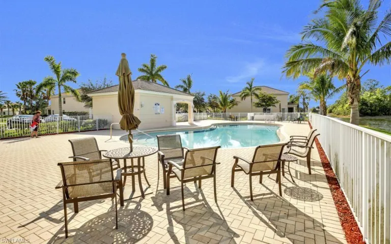 931 Golden Pond Ct, Cape Coral Fl 33909
