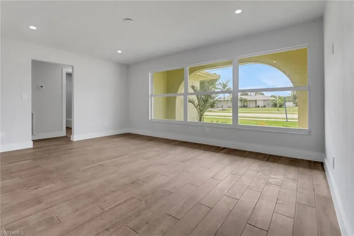 3739  Palm Tree  BLVD, Cape Coral, FL 33904