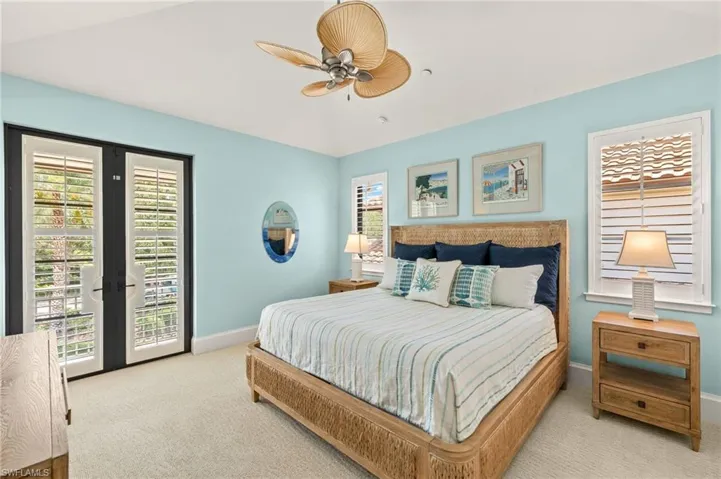 Guest room ensuite #1