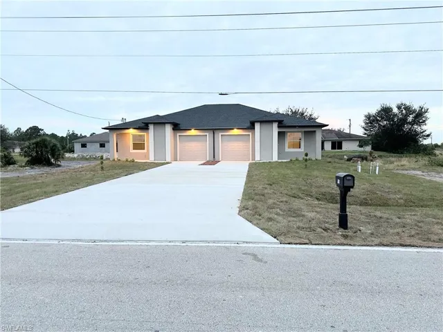 407-409  Bell S BLVD, Lehigh Acres, FL 33974