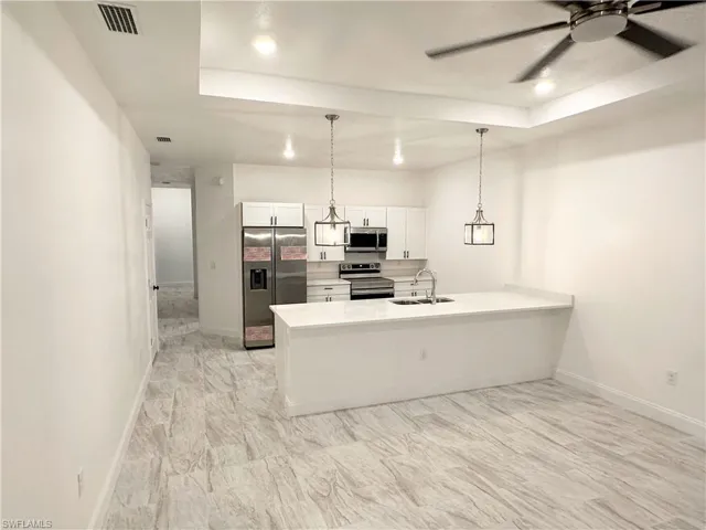 407-409  Bell S BLVD, Lehigh Acres, FL 33974