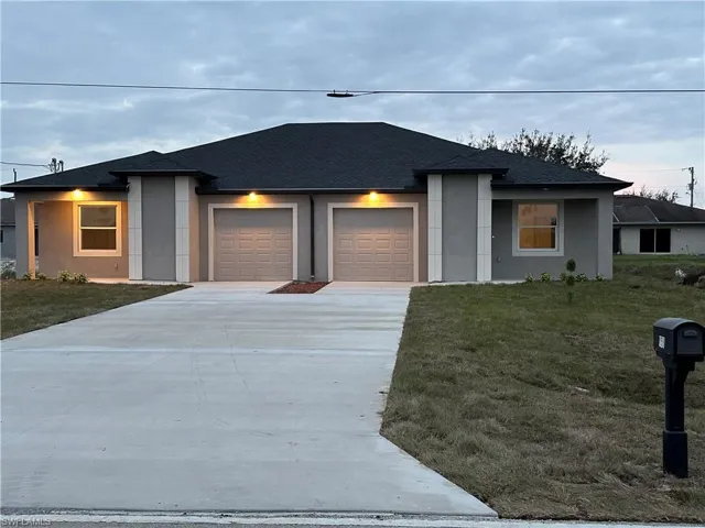 407-409  Bell S BLVD, Lehigh Acres, FL 33974