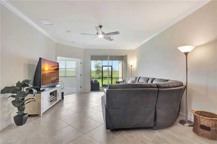 1870  Alameda  DR, Naples, FL 34120