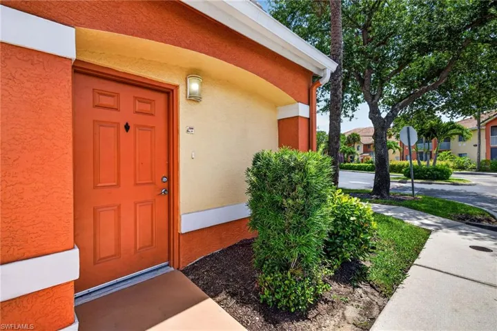 6361 Aragon Way 208, Fort Myers, Florida 33966