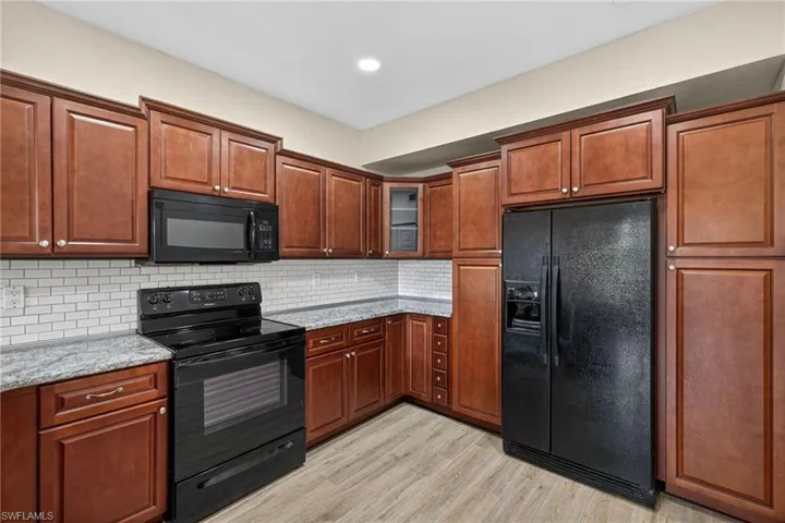 6361 Aragon Way 208, Fort Myers, Florida 33966
