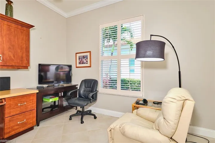 9240 Willowcrest Ct, Fort Myers, Florida 33908