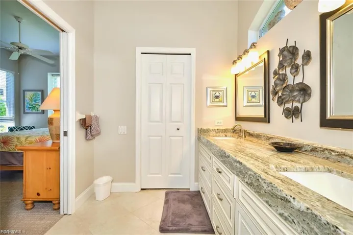 9240 Willowcrest Ct, Fort Myers, Florida 33908