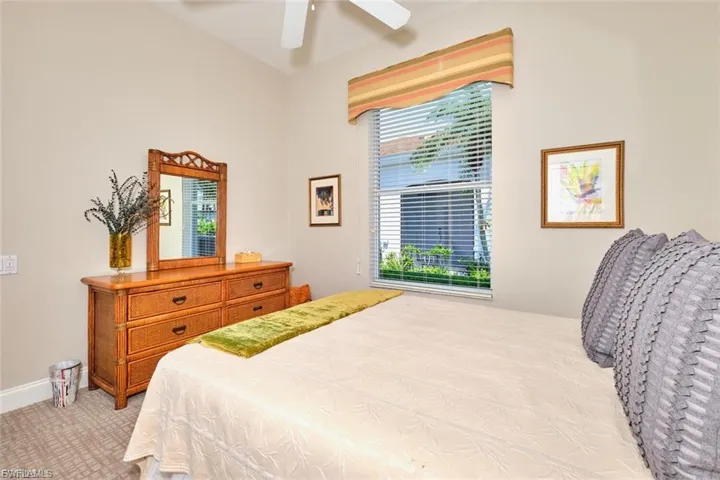 9240 Willowcrest Ct, Fort Myers, Florida 33908