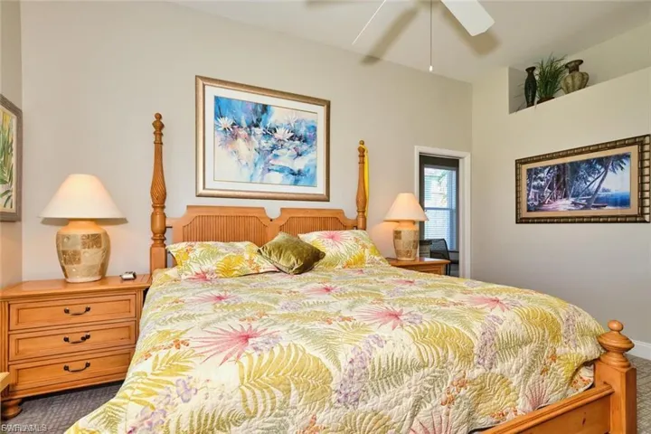 9240 Willowcrest Ct, Fort Myers, Florida 33908