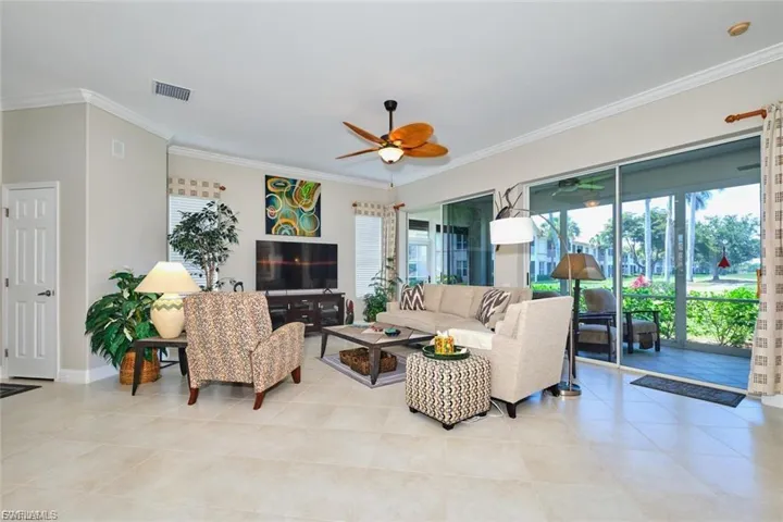 9240 Willowcrest Ct, Fort Myers, Florida 33908