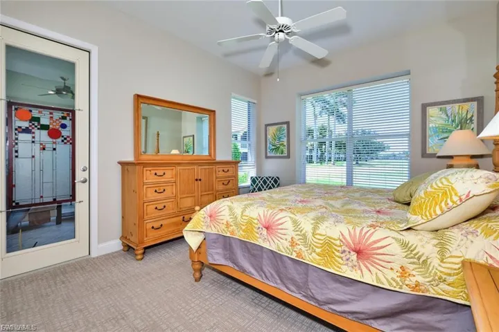 9240 Willowcrest Ct, Fort Myers, Florida 33908