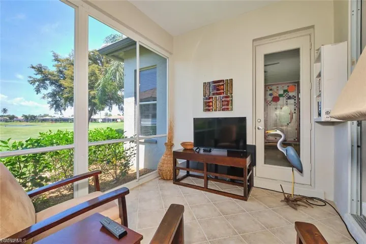 9240 Willowcrest Ct, Fort Myers, Florida 33908