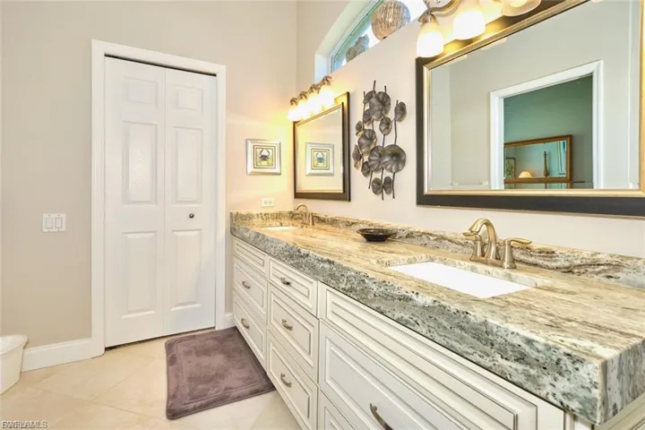 9240 Willowcrest Ct, Fort Myers, Florida 33908