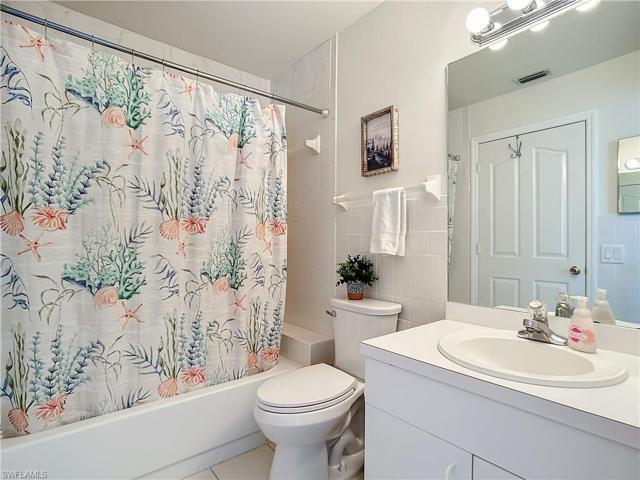 2892  West Crown Pointe E BLVD, Naples, FL 34112