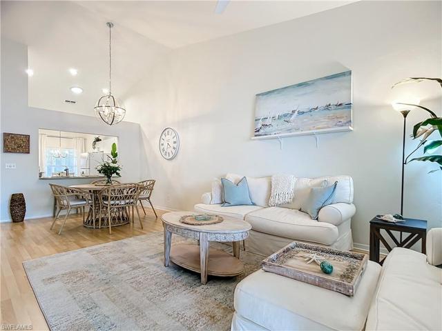 2892  West Crown Pointe E BLVD, Naples, FL 34112