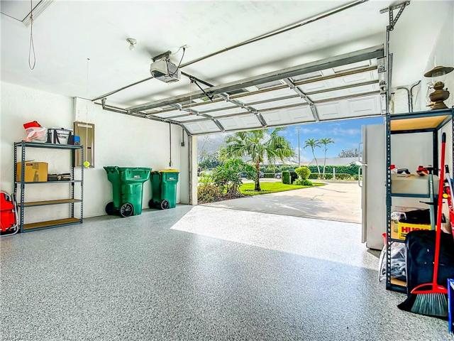 2892  West Crown Pointe E BLVD, Naples, FL 34112