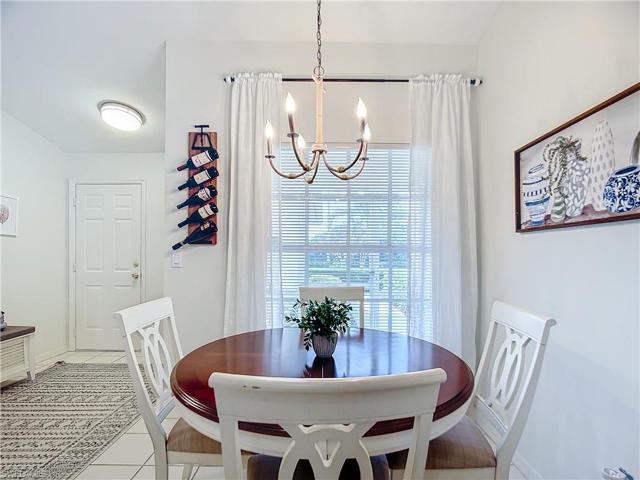 2892  West Crown Pointe E BLVD, Naples, FL 34112