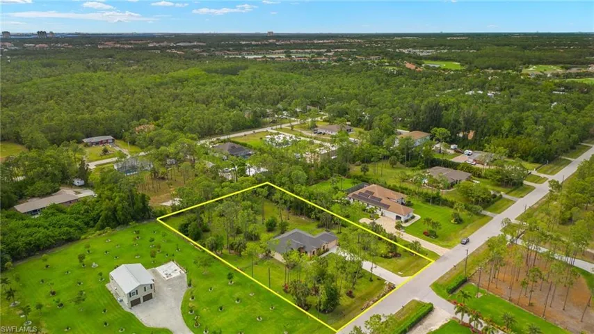 24310  Stillwell  PKWY, Bonita Springs, FL 34135