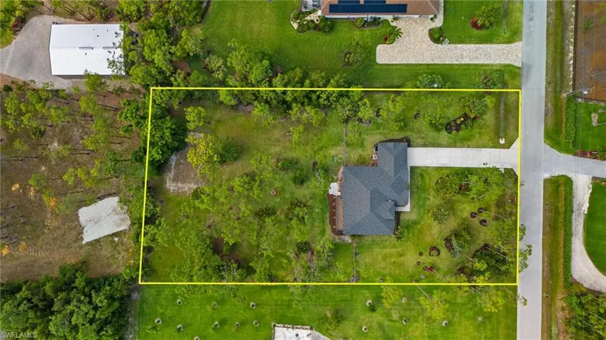 24310  Stillwell  PKWY, Bonita Springs, FL 34135