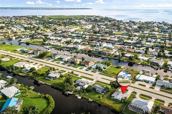 21288  Edgewater  DR, Port Charlotte, FL 33952