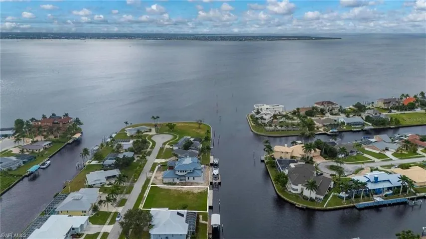 234 Beeney Rd Se, Port Charlotte, Florida 33952