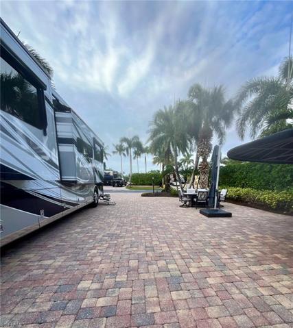 4488  Southern Breeze  DR, Naples, FL 34114