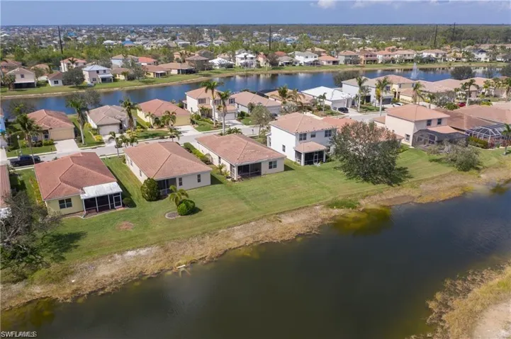 2692 Sunset Lake Dr, Cape Coral Fl 33909