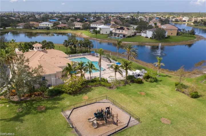 2692 Sunset Lake Dr, Cape Coral Fl 33909