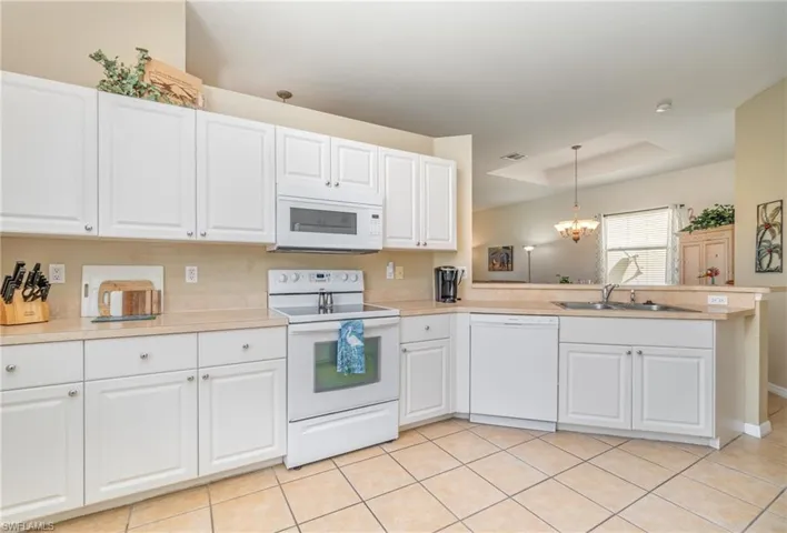 2692 Sunset Lake Dr, Cape Coral Fl 33909