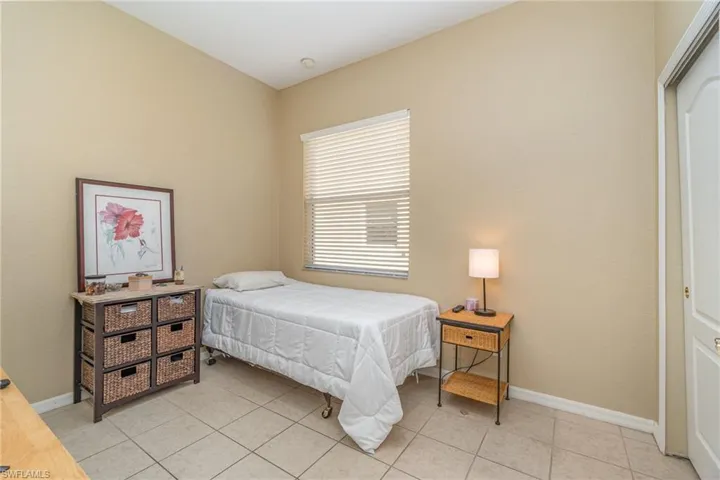 2692 Sunset Lake Dr, Cape Coral Fl 33909
