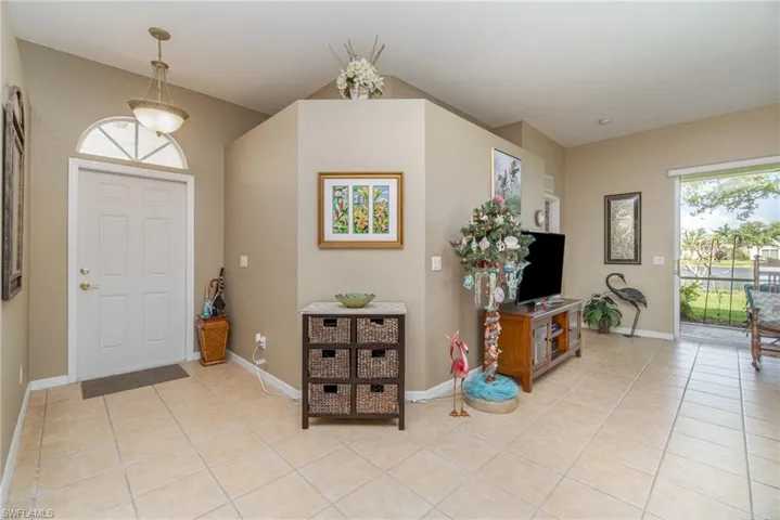 2692 Sunset Lake Dr, Cape Coral Fl 33909