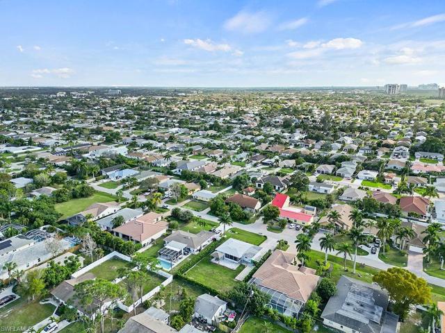 529  100th N AVE, Naples, FL 34108