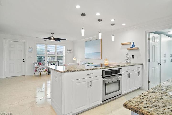 529  100th N AVE, Naples, FL 34108