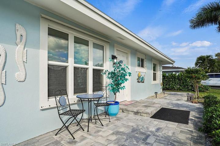 529  100th N AVE, Naples, FL 34108