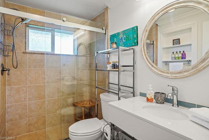 529  100th N AVE, Naples, FL 34108